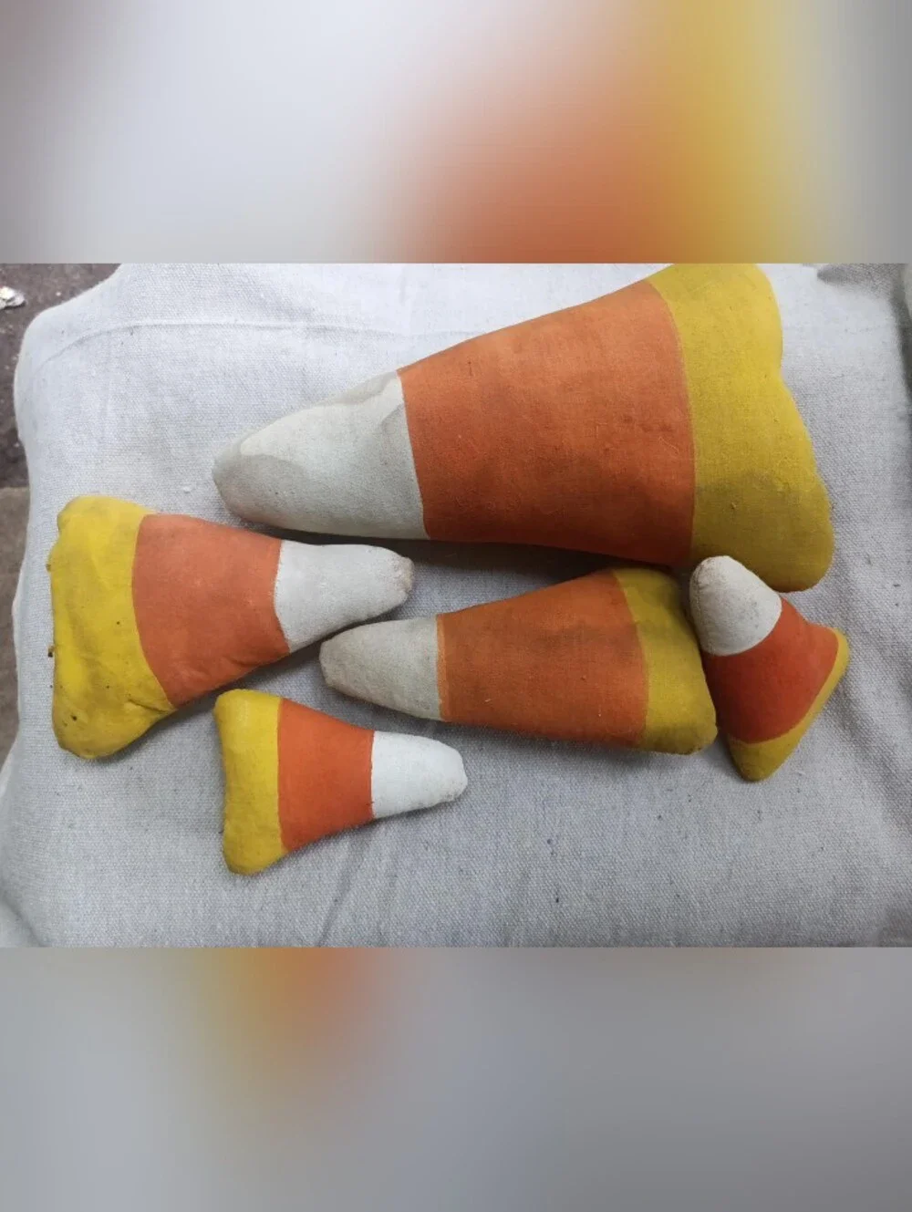 Set Of 5 Handmade Primitive Candy Corn Bowl Fillers. Ast Sizes 4